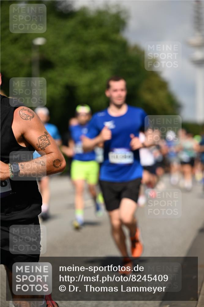 29.06.2025 - hella hamburg halbmarathon Dr. Thomas Lammeyer http://msf.ph/oto/8245409 29.06.2025 09:51:25 Kennedybrücke 1164, 1385, 1562, 1644, 1743, 2196, 2296, 3959, 4602, 4860, 5091, 5092, 5315, 5923, 6684, 6990, 8362, 8901, 9178, 9944, 10384, 10900, 10968, 11202, 11227 meine-sportfotos.de