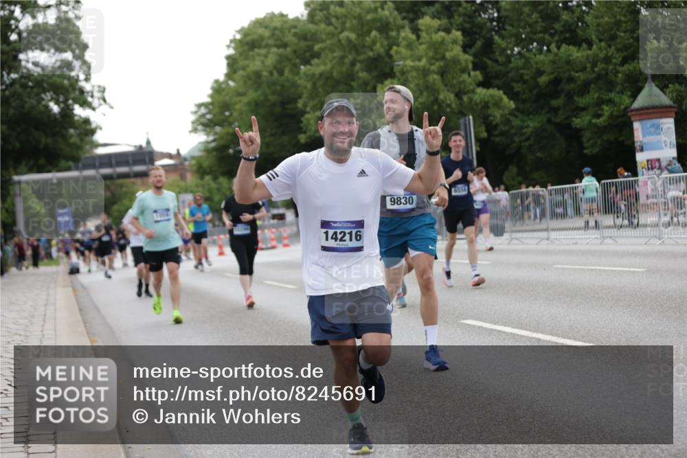 29.06.2025 - hella hamburg halbmarathon Jannik Wohlers http://msf.ph/oto/8245691 29.06.2025 10:30:20 Lombardsbrücke 1059, 1472, 1647, 2268, 2505, 2569, 2754, 2755, 3131, 3281, 4198, 6344, 6556, 7071, 7120, 9830, 11984, 12460, 12461, 14216, 14803, 15299, 15757, 16791, 18362, 18795, 18860 meine-sportfotos.de
