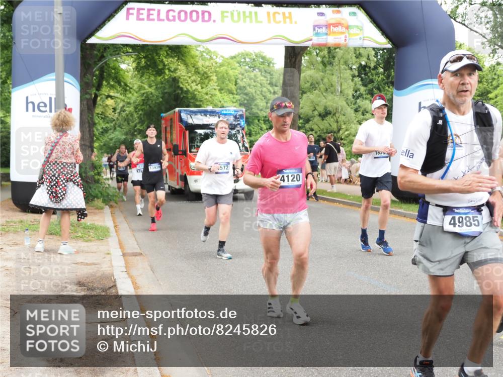 29.06.2025 - hella hamburg halbmarathon MichiJ http://msf.ph/oto/8245826 29.06.2025 10:51:02 Zwischen KM18-KM19 1212, 1733, 1851, 2463, 3572, 4120, 4985, 5653, 7333, 9681, 10824, 11556, 11657, 12781, 12843, 13932, 13939, 16395, 16753, 17112, 17730, 19241 meine-sportfotos.de