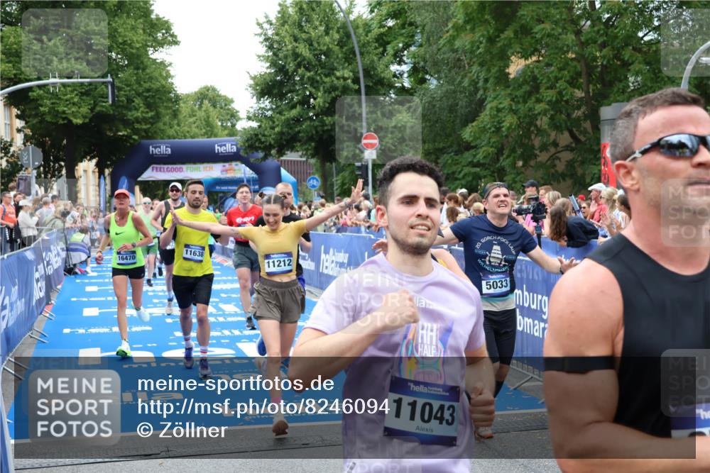29.06.2025 - hella hamburg halbmarathon Zöllner http://msf.ph/oto/8246094 29.06.2025 10:57:06 Ziel 1485, 4261, 4299, 5033, 8669, 11143, 11212, 11638, 13691, 14408, 14588, 14678, 16470, 16909, 17617, 18208, 18719, 19091 meine-sportfotos.de