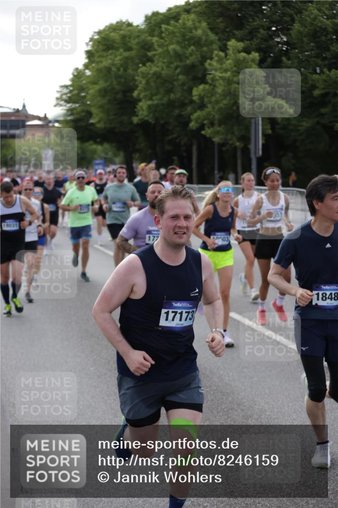29.06.2025 - hella hamburg halbmarathon Jannik Wohlers http://msf.ph/oto/8246159 29.06.2025 09:55:28 Lombardsbrücke 1143, 1216, 1257, 1267, 1461, 1630, 1689, 2250, 2284, 2818, 2864, 2884, 3399, 3543, 3654, 3692, 3945, 4033, 4127, 4324, 4345, 4346, 4557, 4601, 5116, 6009, 6481, 6994, 7056, 7100, 7224, 7269, 7367, 7657, 8234, 8273, 8390, 8668, 8821, 8977, 9074, 9491, 9551, 10408, 10603, 10811, 10895, 11009, 11211, 11429, 11645, 11733, 11819, 11977, 12277, 12379, 13032, 13073, 13301, 13758, 13799, 13803, 13807, 13894, 14239, 15392, 15502, 17842 meine-sportfotos.de