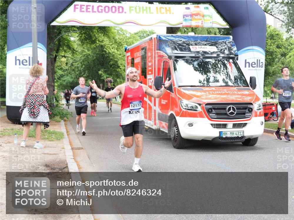 29.06.2025 - hella hamburg halbmarathon MichiJ http://msf.ph/oto/8246324 29.06.2025 10:51:05 Zwischen KM18-KM19 1733, 1851, 2463, 2698, 3572, 4120, 4985, 7333, 10824, 12177, 12843, 13939, 16395, 17112, 17730, 19241 meine-sportfotos.de