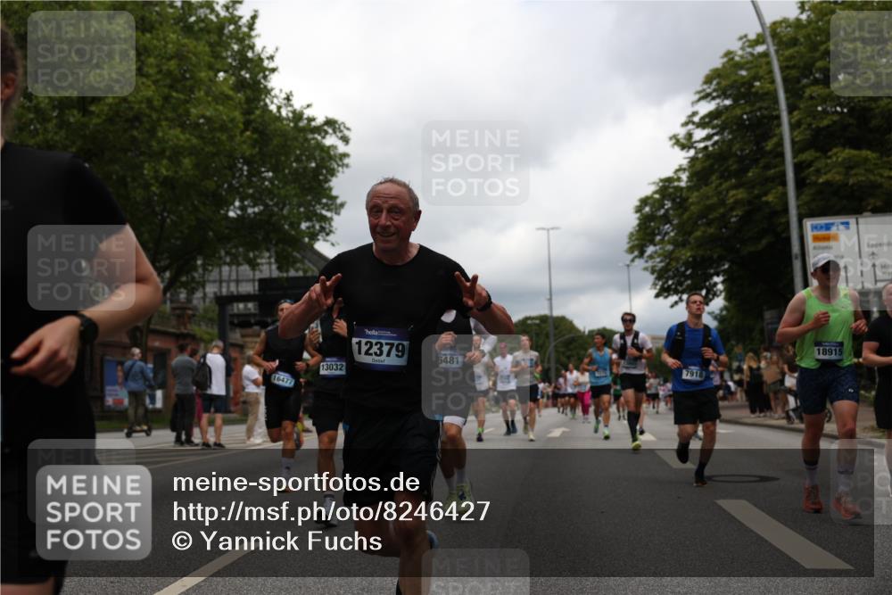 29.06.2025 - hella hamburg halbmarathon Yannick Fuchs http://msf.ph/oto/8246427 29.06.2025 10:47:44 20KM 1030, 1151, 1267, 1502, 1727, 1870, 2058, 2070, 2354, 2518, 2630, 3096, 3819, 5020, 5259, 5638, 5866, 6294, 6481, 6511, 6512, 6629, 6762, 6877, 6942, 7274, 7395, 7918, 8285, 8335, 8447, 9142, 9791, 9922, 10891, 11068, 11844, 12321, 12379, 12607, 12632, 12909, 13032, 13033, 13397, 13794, 13865, 13912, 13997, 14702, 15146, 15441, 15502, 15838, 15856, 15946, 16477, 16780, 17348, 17482, 18134, 18143, 18418, 18487, 18514, 18612 meine-sportfotos.de