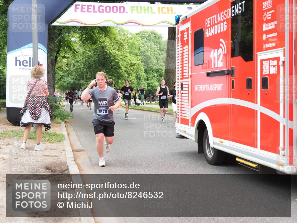 29.06.2025 - hella hamburg halbmarathon MichiJ http://msf.ph/oto/8246532 29.06.2025 10:51:07 Zwischen KM18-KM19 2698, 3572, 4120, 8578, 10824, 12177, 13939, 16395, 16639, 17730, 19241 meine-sportfotos.de