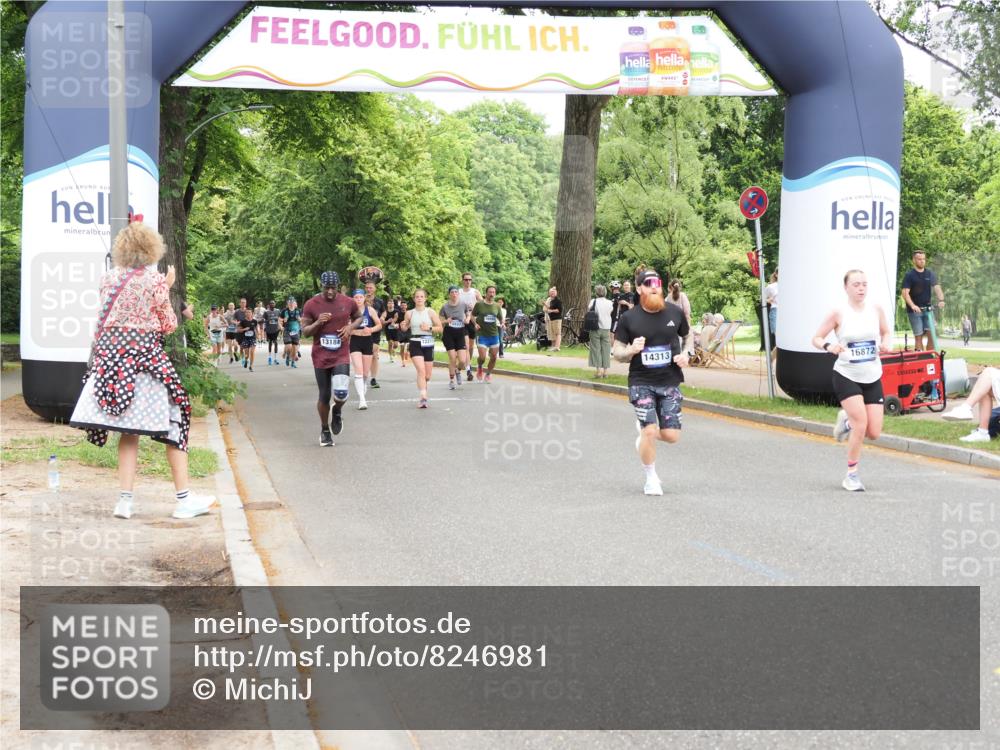 29.06.2025 - hella hamburg halbmarathon MichiJ http://msf.ph/oto/8246981 29.06.2025 10:51:14 Zwischen KM18-KM19 5354, 5365, 8578, 9680, 10694, 13184, 14313, 16639, 16872, 18520 meine-sportfotos.de