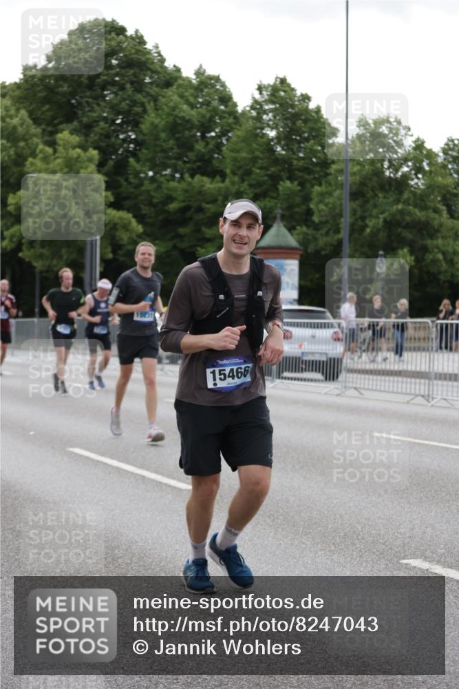 29.06.2025 - hella hamburg halbmarathon Jannik Wohlers http://msf.ph/oto/8247043 29.06.2025 10:30:37 Lombardsbrücke 1472, 1773, 2097, 2268, 2505, 3131, 4561, 6195, 6620, 6787, 7351, 8757, 9576, 10989, 11981, 11988, 12384, 12627, 14095, 14803, 15466, 15589, 17224, 17463, 17509, 17742, 17966, 19052, 19226 meine-sportfotos.de