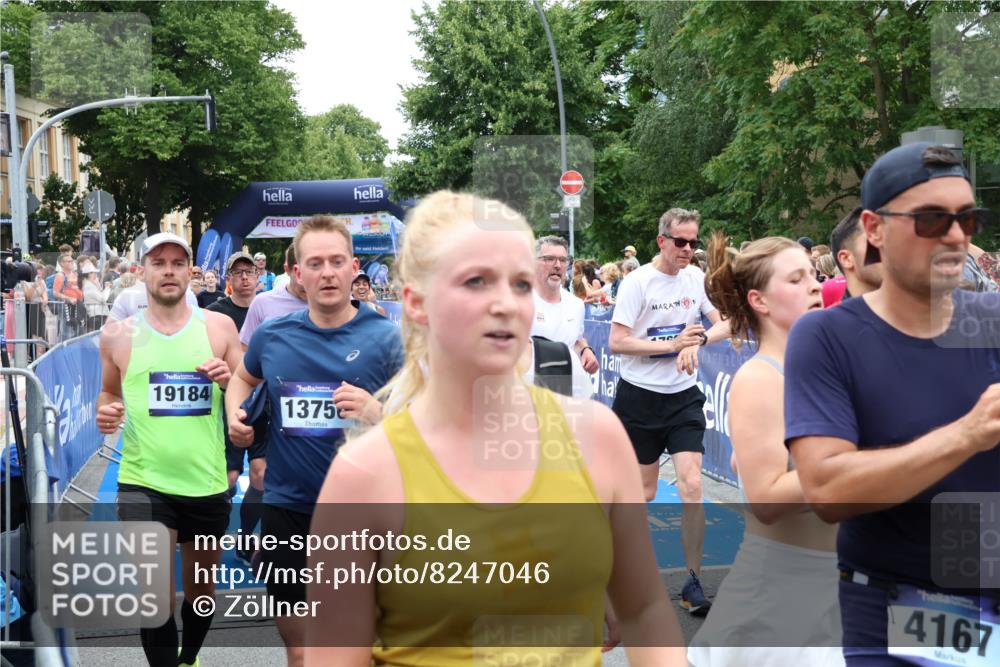 29.06.2025 - hella hamburg halbmarathon Zöllner http://msf.ph/oto/8247046 29.06.2025 10:57:21 Ziel 1877, 2417, 2676, 4940, 5926, 6272, 8585, 9450, 9577, 9934, 10383, 11590, 12014, 12590, 13664, 13750, 15110, 15229, 15664, 16625, 17660, 17779, 17848, 17993, 19184 meine-sportfotos.de