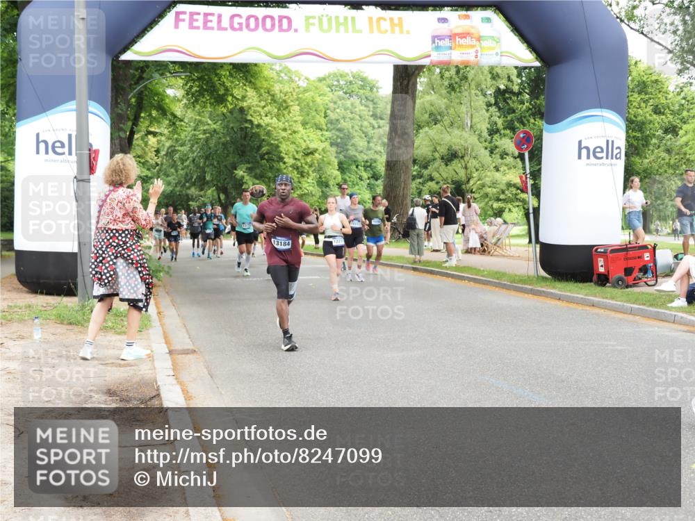 29.06.2025 - hella hamburg halbmarathon MichiJ http://msf.ph/oto/8247099 29.06.2025 10:51:15 Zwischen KM18-KM19 5354, 5365, 8578, 9680, 10694, 12211, 12212, 13184, 14313, 16639, 16872, 18520 meine-sportfotos.de