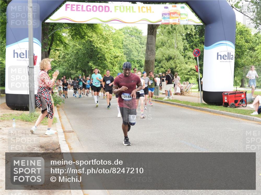 29.06.2025 - hella hamburg halbmarathon MichiJ http://msf.ph/oto/8247210 29.06.2025 10:51:16 Zwischen KM18-KM19 5354, 5365, 9680, 10694, 12211, 12212, 13184, 14313, 16872, 18520 meine-sportfotos.de
