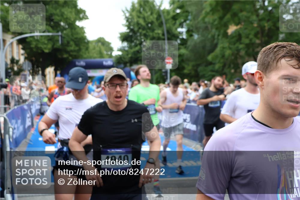 29.06.2025 - hella hamburg halbmarathon Zöllner http://msf.ph/oto/8247222 29.06.2025 10:57:25 Ziel 2417, 5926, 6272, 8585, 9450, 9727, 9934, 12014, 12590, 13394, 13664, 15229, 16625, 16830, 17160, 17779, 17828 meine-sportfotos.de