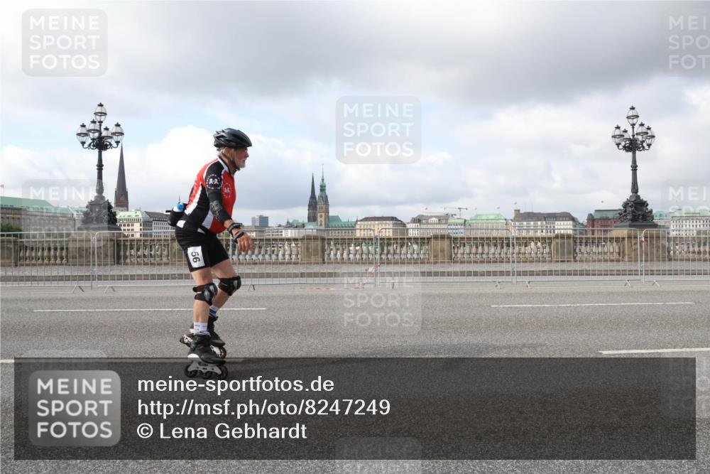 29.06.2025 - hella hamburg halbmarathon Lena Gebhardt http://msf.ph/oto/8247249 29.06.2025 09:02:41 Lombardsbrücke  meine-sportfotos.de