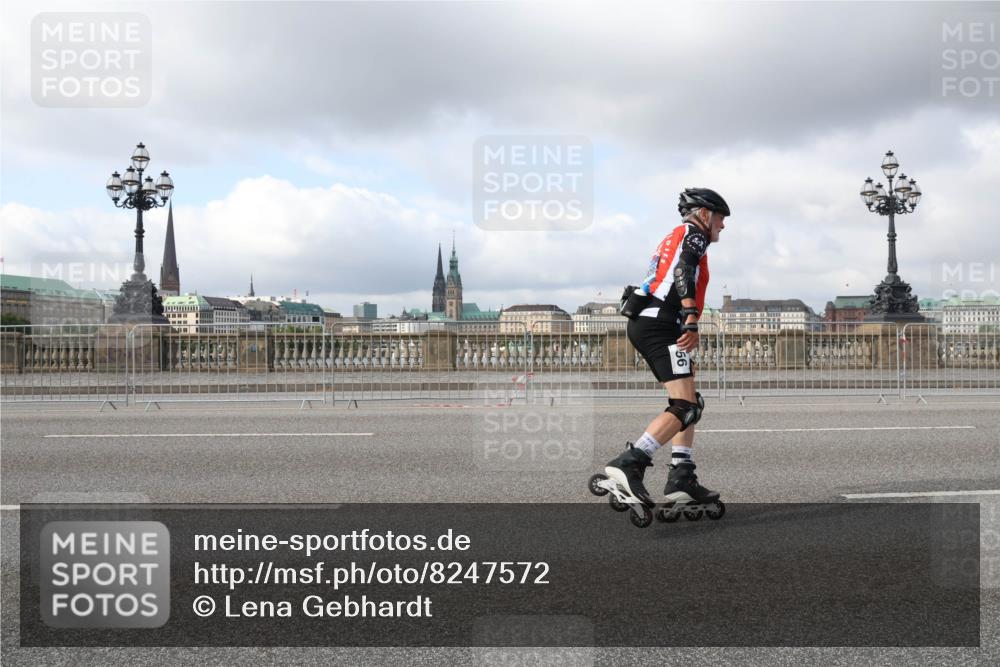 29.06.2025 - hella hamburg halbmarathon Lena Gebhardt http://msf.ph/oto/8247572 29.06.2025 09:02:41 Lombardsbrücke  meine-sportfotos.de