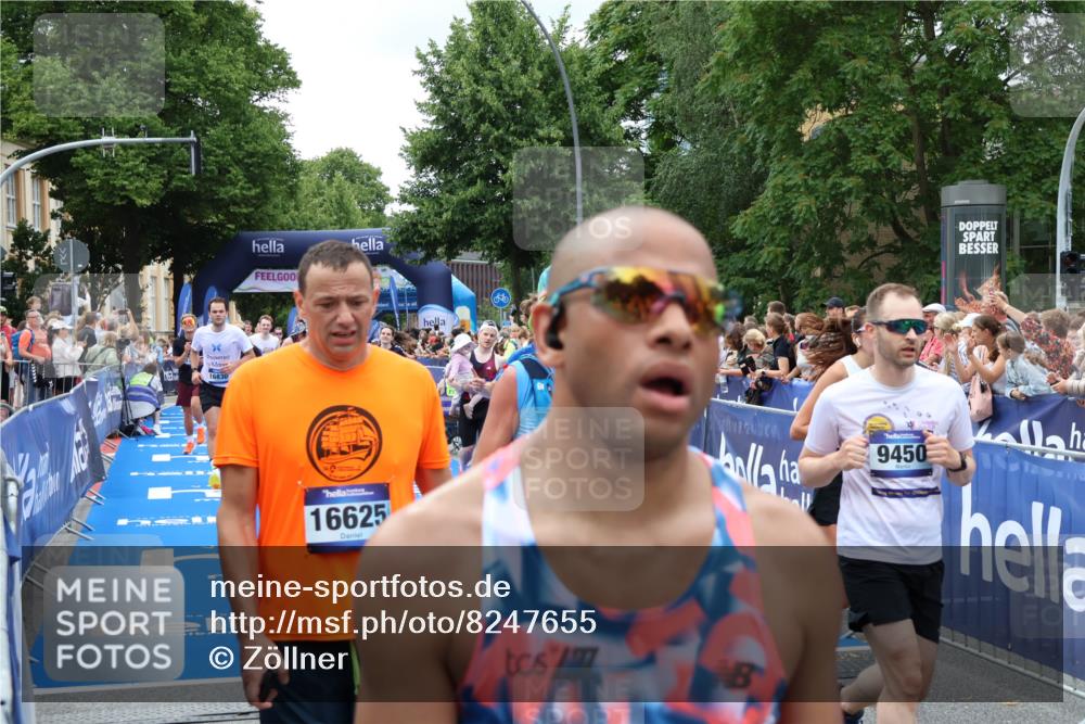 29.06.2025 - hella hamburg halbmarathon Zöllner http://msf.ph/oto/8247655 29.06.2025 10:57:29 Ziel 3435, 5926, 6272, 6281, 6302, 8393, 9727, 12144, 13394, 13664, 15695, 16093, 16830, 17160, 17758, 17828 meine-sportfotos.de