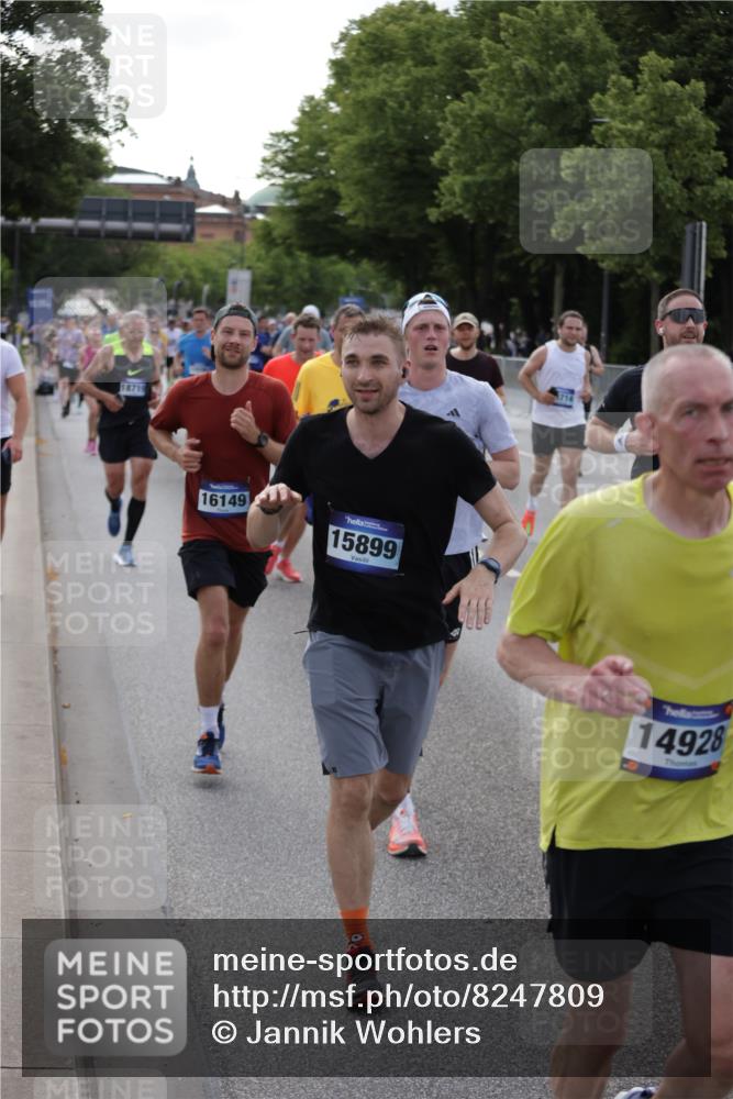 29.06.2025 - hella hamburg halbmarathon Jannik Wohlers http://msf.ph/oto/8247809 29.06.2025 09:55:42 Lombardsbrücke 1061, 1216, 1257, 1502, 1507, 1689, 2083, 2250, 2260, 2504, 2818, 2864, 3060, 3543, 4557, 5116, 6115, 6134, 7100, 7178, 7224, 7332, 7657, 8273, 8335, 8668, 8821, 8989, 9074, 9551, 10408, 10596, 10895, 11009, 11211, 11429, 11467, 11645, 12523, 12779, 12875, 13159, 13301, 13672, 13758, 13803, 13812, 13875, 14628, 14928, 15157, 15384, 15392, 15502, 15714, 15829, 15868, 15899, 16149, 16175, 16623, 16738, 16877, 17127, 17131, 17282, 17842, 17962, 18021 meine-sportfotos.de