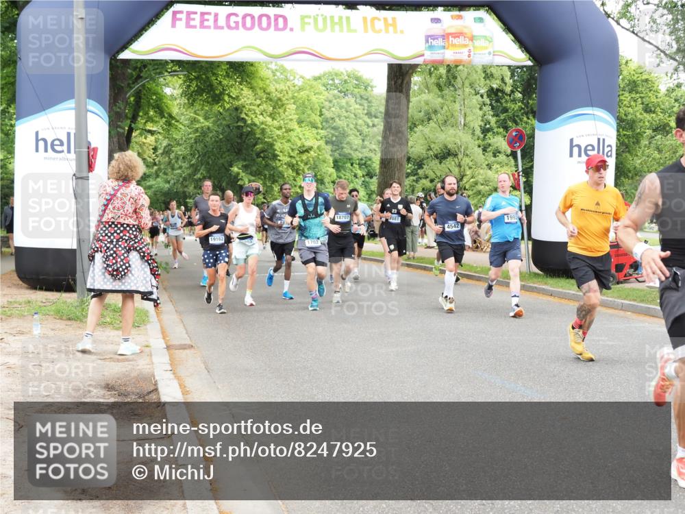 29.06.2025 - hella hamburg halbmarathon MichiJ http://msf.ph/oto/8247925 29.06.2025 10:51:23 Zwischen KM18-KM19 1194, 1702, 1992, 2979, 4542, 7081, 8520, 8561, 8810, 10962, 12211, 12212, 12837, 13171, 13793, 16095 meine-sportfotos.de