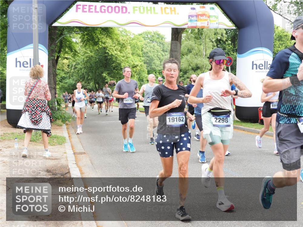 29.06.2025 - hella hamburg halbmarathon MichiJ http://msf.ph/oto/8248183 29.06.2025 10:51:26 Zwischen KM18-KM19 1194, 1702, 1992, 2298, 2782, 2979, 4542, 6585, 6907, 6908, 7081, 8520, 8561, 8810, 10962, 13171, 13793, 14176, 15915, 16095, 18707, 19162 meine-sportfotos.de