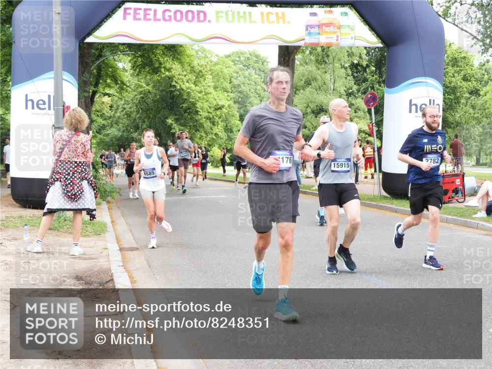 29.06.2025 - hella hamburg halbmarathon MichiJ http://msf.ph/oto/8248351 29.06.2025 10:51:28 Zwischen KM18-KM19 1194, 1702, 1992, 2298, 2782, 2979, 4542, 5396, 6585, 6907, 6908, 7081, 8520, 8561, 8810, 9526, 14176, 15915, 18707, 19162 meine-sportfotos.de