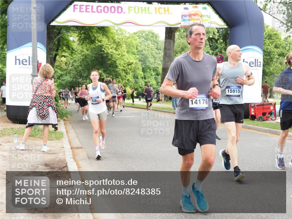 29.06.2025 - hella hamburg halbmarathon MichiJ http://msf.ph/oto/8248385 29.06.2025 10:51:28 Zwischen KM18-KM19 1194, 1702, 1992, 2298, 2782, 2979, 4542, 5396, 6585, 6907, 6908, 7081, 8520, 8561, 8810, 9526, 14176, 15915, 18707, 19162 meine-sportfotos.de
