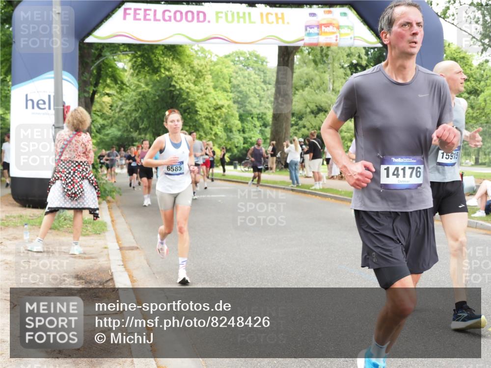 29.06.2025 - hella hamburg halbmarathon MichiJ http://msf.ph/oto/8248426 29.06.2025 10:51:28 Zwischen KM18-KM19 1194, 1702, 1992, 2298, 2782, 2979, 4542, 5396, 6585, 6907, 6908, 7081, 8520, 8561, 8810, 9526, 14176, 15915, 18707, 19162 meine-sportfotos.de
