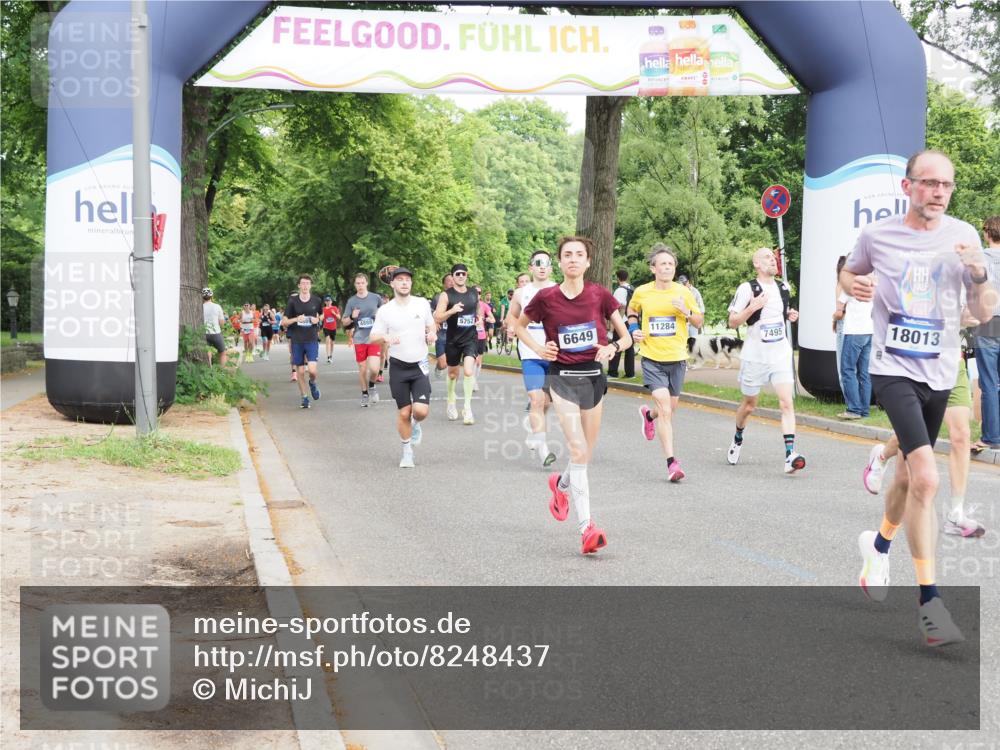 29.06.2025 - hella hamburg halbmarathon MichiJ http://msf.ph/oto/8248437 29.06.2025 10:28:40 Zwischen KM18-KM19 1358, 2573, 2714, 2972, 4565, 4888, 5752, 5803, 6649, 7495, 8370, 11284, 11714, 14077, 15015, 15421, 15689, 18013, 18979 meine-sportfotos.de