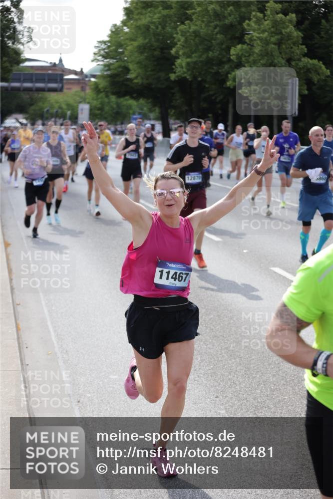 29.06.2025 - hella hamburg halbmarathon Jannik Wohlers http://msf.ph/oto/8248481 29.06.2025 09:55:49 Lombardsbrücke 1061, 1257, 1452, 1499, 1502, 1507, 1592, 2083, 2260, 2504, 3060, 4077, 4557, 5482, 5600, 5607, 6115, 6134, 6168, 7178, 7332, 7583, 7943, 8335, 8514, 8968, 8989, 8996, 9074, 9246, 9537, 9994, 10596, 11467, 12523, 12779, 12870, 12875, 13007, 13159, 13463, 13672, 13758, 13812, 13875, 13948, 14628, 14928, 15090, 15157, 15384, 15714, 15829, 15868, 15899, 16149, 16175, 16369, 16477, 16623, 16738, 16877, 16891, 16986, 17127, 17131, 17282, 17962, 18021 meine-sportfotos.de