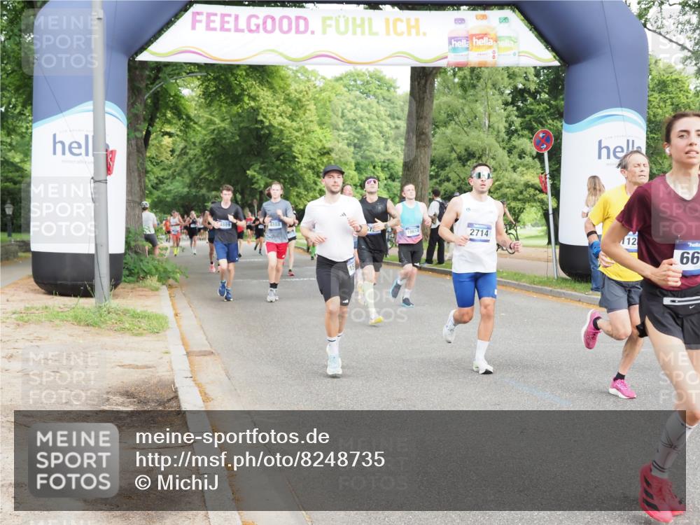 29.06.2025 - hella hamburg halbmarathon MichiJ http://msf.ph/oto/8248735 29.06.2025 10:28:41 Zwischen KM18-KM19 1358, 2573, 2714, 2972, 4565, 4888, 5752, 5803, 6649, 7495, 8370, 11284, 11714, 15015, 15421, 18013, 18614, 18979 meine-sportfotos.de