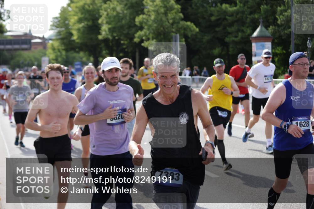 29.06.2025 - hella hamburg halbmarathon Jannik Wohlers http://msf.ph/oto/8249191 29.06.2025 09:56:09 Lombardsbrücke 1452, 1628, 1877, 2058, 2082, 2208, 2771, 2953, 2996, 3256, 3296, 4065, 4404, 4711, 4833, 5482, 5600, 5978, 6286, 6511, 6512, 6561, 6562, 7383, 7475, 7583, 8261, 8361, 8996, 9597, 9638, 9695, 9752, 9793, 9820, 10508, 10891, 11018, 11124, 11231, 11455, 11459, 11809, 11961, 12490, 12545, 12584, 13211, 13394, 13463, 13688, 14198, 14286, 14408, 14990, 14994, 15090, 15427, 16369, 16375, 16891, 16986 meine-sportfotos.de