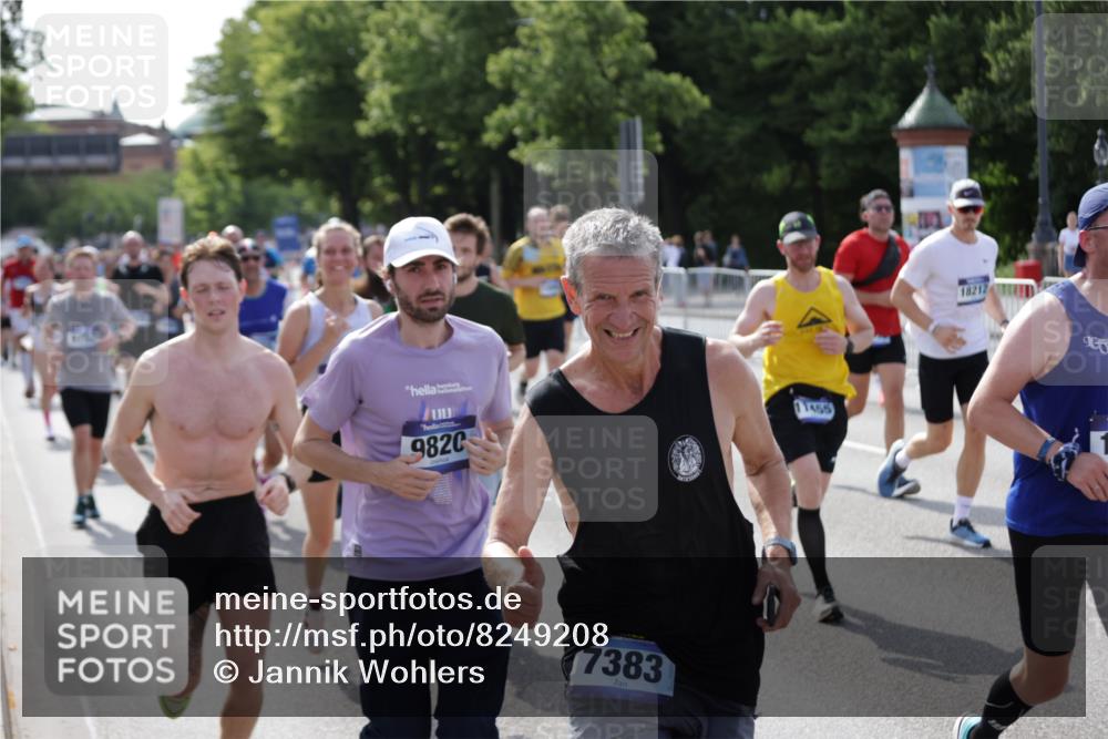 29.06.2025 - hella hamburg halbmarathon Jannik Wohlers http://msf.ph/oto/8249208 29.06.2025 09:56:09 Lombardsbrücke 1452, 1628, 1877, 2058, 2082, 2208, 2771, 2953, 2996, 3256, 3296, 4065, 4404, 4711, 4833, 5482, 5600, 5978, 6286, 6511, 6512, 6561, 6562, 7383, 7475, 7583, 8261, 8361, 8996, 9597, 9638, 9695, 9752, 9793, 9820, 10508, 10891, 11018, 11124, 11231, 11455, 11459, 11809, 11961, 12490, 12545, 12584, 13211, 13394, 13463, 13688, 14198, 14286, 14408, 14990, 14994, 15090, 15427, 16369, 16375, 16891, 16986 meine-sportfotos.de