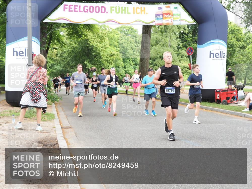 29.06.2025 - hella hamburg halbmarathon MichiJ http://msf.ph/oto/8249459 29.06.2025 10:51:38 Zwischen KM18-KM19 1863, 3039, 3182, 3248, 6100, 6174, 8890, 9191, 13542, 14465, 15137, 16455, 17387, 17763, 18395, 18440, 18768 meine-sportfotos.de