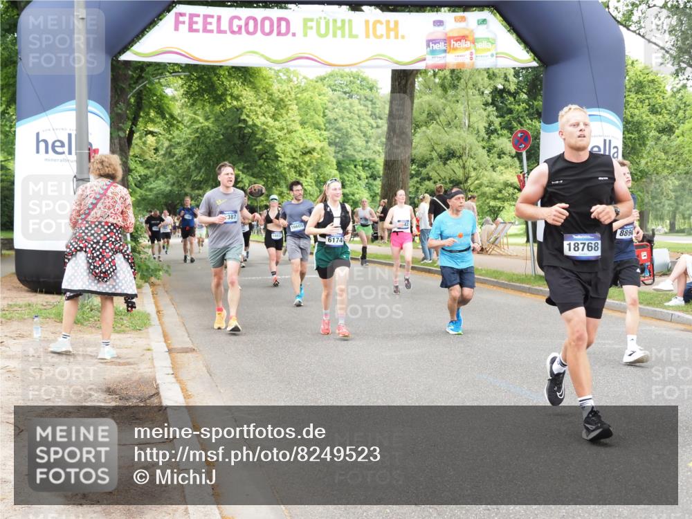29.06.2025 - hella hamburg halbmarathon MichiJ http://msf.ph/oto/8249523 29.06.2025 10:51:39 Zwischen KM18-KM19 1863, 3039, 3182, 3248, 6100, 6174, 8890, 9191, 13542, 14465, 15137, 16455, 17387, 17763, 18395, 18768 meine-sportfotos.de