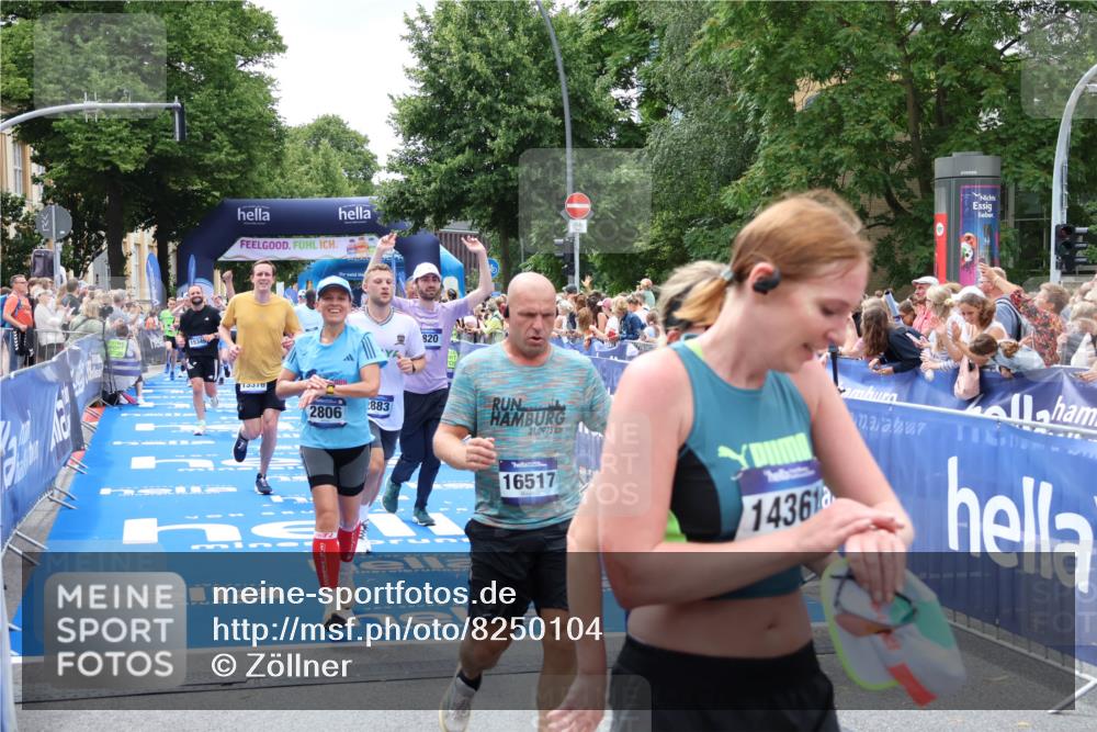 29.06.2025 - hella hamburg halbmarathon Zöllner http://msf.ph/oto/8250104 29.06.2025 10:57:58 Ziel 1200, 2025, 2806, 2883, 3093, 3575, 7138, 7159, 7189, 9820, 11394, 12378, 13376, 13465, 14881, 15349, 16517, 17543, 18492, 18762 meine-sportfotos.de