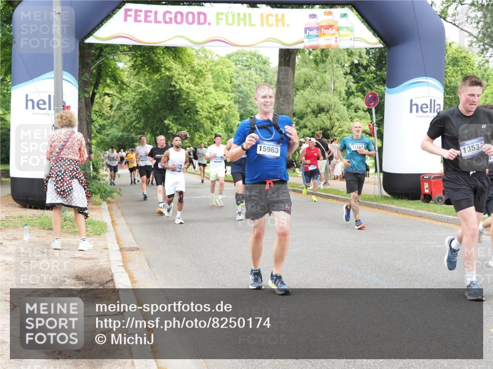 29.06.2025 - hella hamburg halbmarathon MichiJ http://msf.ph/oto/8250174 29.06.2025 10:51:47 Zwischen KM18-KM19 1842, 6714, 9816, 11324, 13221, 13533, 14822, 15797, 15963, 16067, 16605, 17784, 18577 meine-sportfotos.de