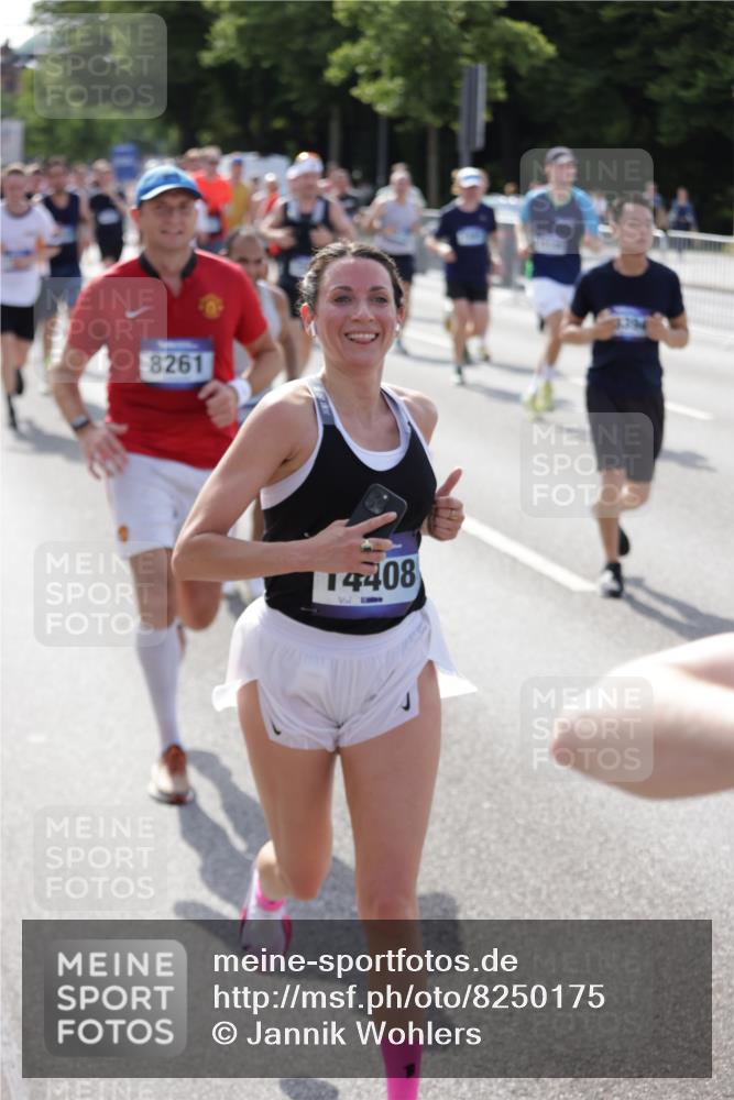 29.06.2025 - hella hamburg halbmarathon Jannik Wohlers http://msf.ph/oto/8250175 29.06.2025 09:56:15 Lombardsbrücke 1460, 1496, 1628, 1833, 1877, 2013, 2058, 2082, 2208, 2378, 2771, 2953, 2996, 3296, 3310, 3652, 4065, 4377, 4404, 4635, 4711, 4833, 5169, 5194, 5839, 6286, 6561, 6562, 7383, 7475, 8261, 8361, 8587, 8618, 8863, 8921, 9597, 9638, 9695, 9752, 9793, 9820, 10371, 10508, 11018, 11231, 11455, 11459, 11809, 11961, 12490, 12545, 12584, 12651, 12858, 13394, 13688, 14198, 14286, 14408, 14526, 14990, 14994, 15149, 15427, 15818, 16375 meine-sportfotos.de