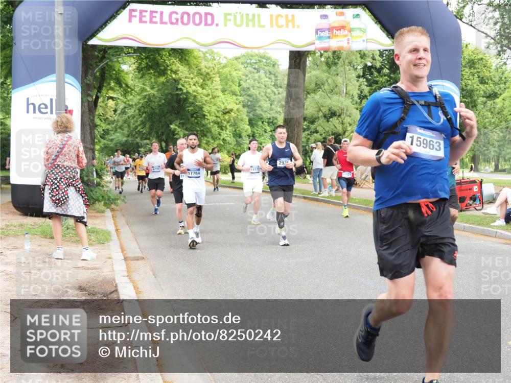 29.06.2025 - hella hamburg halbmarathon MichiJ http://msf.ph/oto/8250242 29.06.2025 10:51:48 Zwischen KM18-KM19 1842, 2936, 6714, 9816, 11324, 13221, 13533, 14822, 15797, 15963, 16067, 16605, 17784, 18575, 18577 meine-sportfotos.de