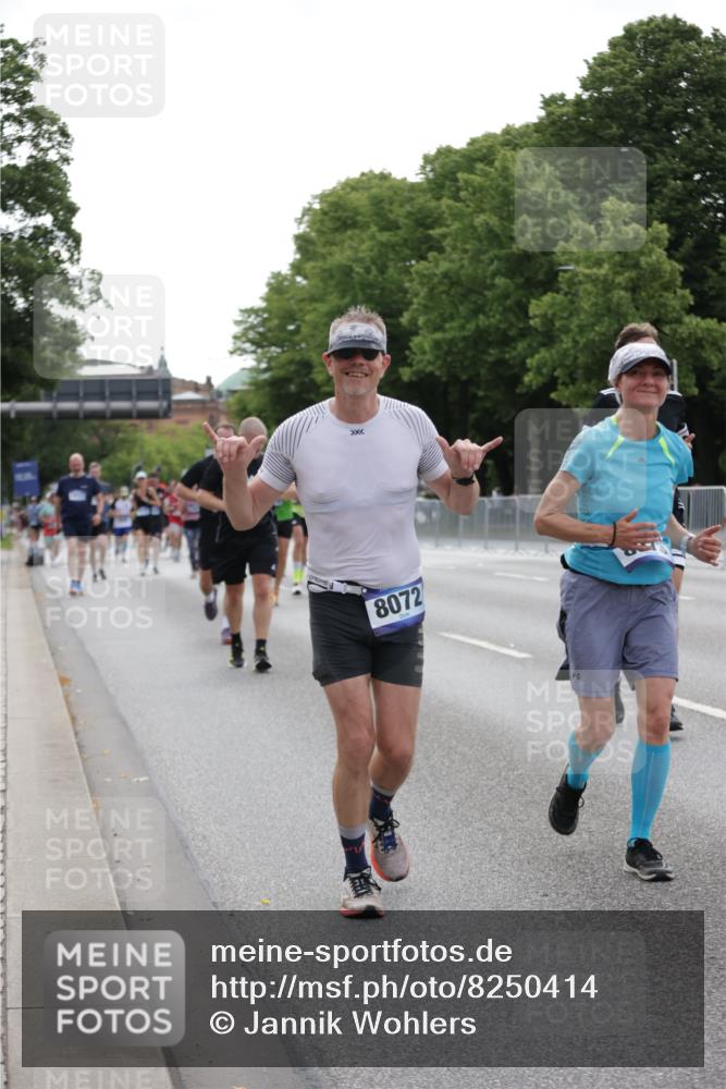29.06.2025 - hella hamburg halbmarathon Jannik Wohlers http://msf.ph/oto/8250414 29.06.2025 10:30:54 Lombardsbrücke 1292, 1773, 1979, 2414, 2914, 4561, 4817, 5437, 5846, 5943, 6057, 6078, 6195, 7604, 8050, 8072, 8073, 10111, 11587, 11988, 12627, 14349, 15725, 16457, 16978, 17224, 17463, 17509, 17587, 17706, 18390, 18883, 18943, 19226 meine-sportfotos.de