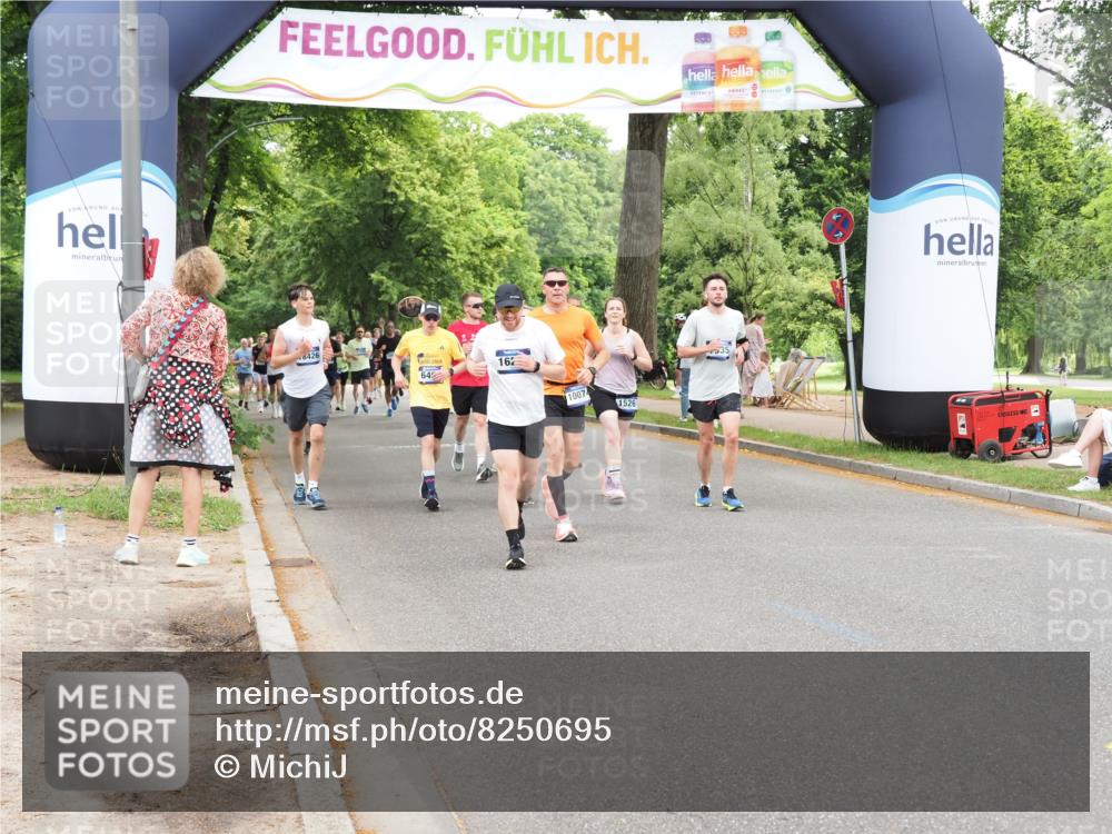 29.06.2025 - hella hamburg halbmarathon MichiJ http://msf.ph/oto/8250695 29.06.2025 10:51:54 Zwischen KM18-KM19 1526, 2936, 5742, 0000, 6462, 7935, 10074, 11324, 11429, 15963, 16233, 16989, 17784, 18575, 18577 meine-sportfotos.de