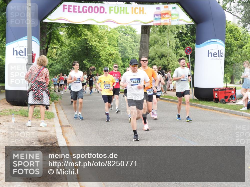 29.06.2025 - hella hamburg halbmarathon MichiJ http://msf.ph/oto/8250771 29.06.2025 10:51:55 Zwischen KM18-KM19 1526, 2936, 4146, 5742, 0000, 6462, 7935, 10074, 11429, 14306, 16233, 16237, 16989, 17784, 18575, 18577 meine-sportfotos.de