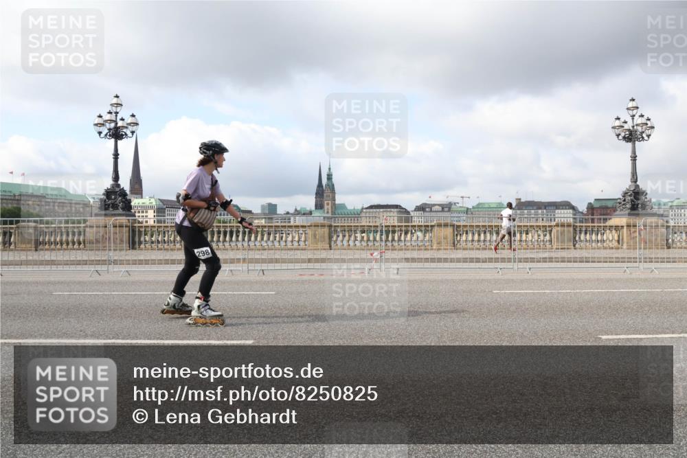 29.06.2025 - hella hamburg halbmarathon Lena Gebhardt http://msf.ph/oto/8250825 29.06.2025 09:02:54 Lombardsbrücke  meine-sportfotos.de