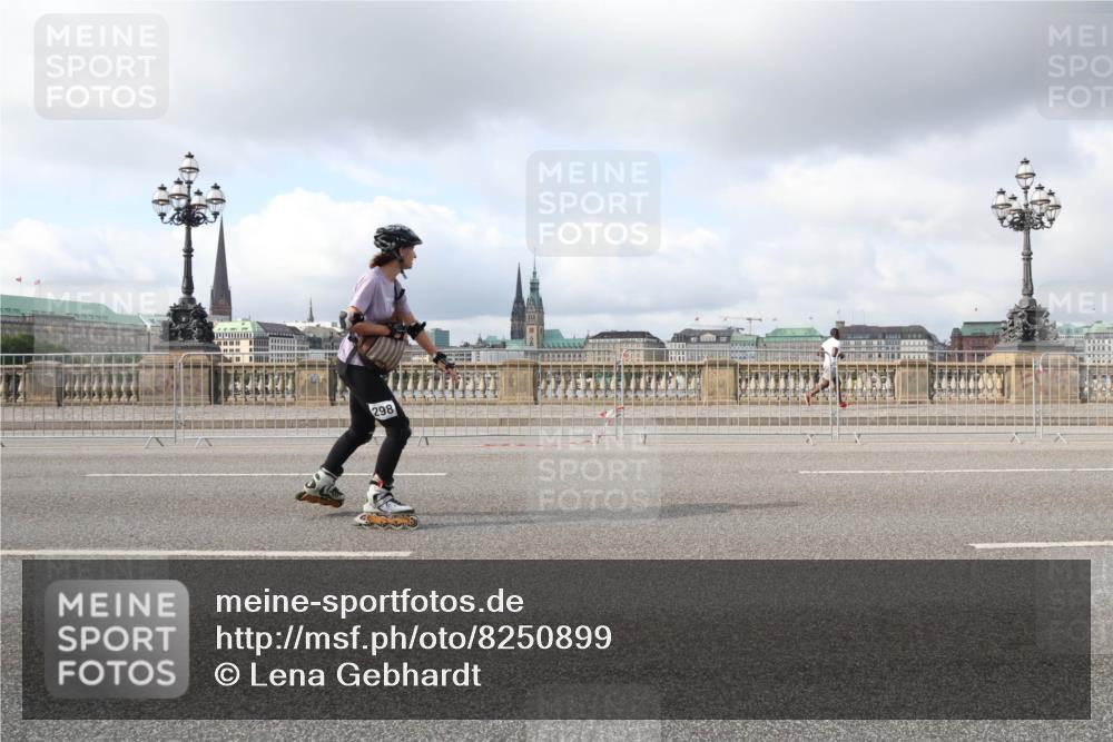 29.06.2025 - hella hamburg halbmarathon Lena Gebhardt http://msf.ph/oto/8250899 29.06.2025 09:02:54 Lombardsbrücke  meine-sportfotos.de