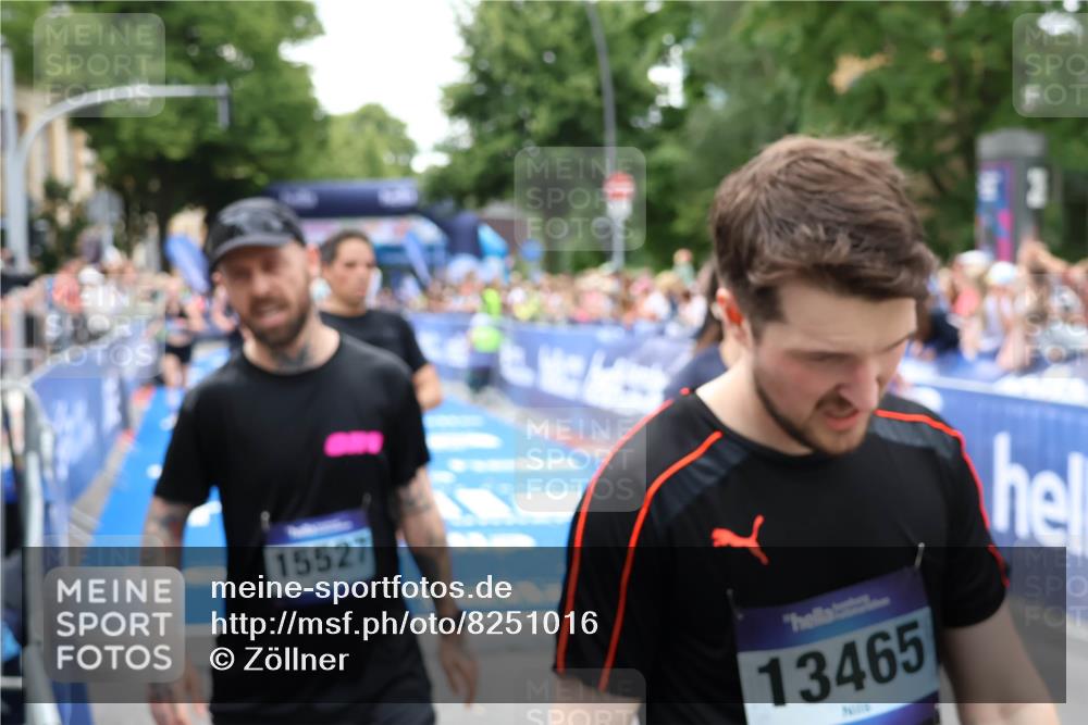 29.06.2025 - hella hamburg halbmarathon Zöllner http://msf.ph/oto/8251016 29.06.2025 10:58:10 Ziel 1563, 1611, 2907, 3141, 4319, 4426, 6892, 8290, 10036, 10408, 11832, 12773, 13666, 15125, 15189 meine-sportfotos.de