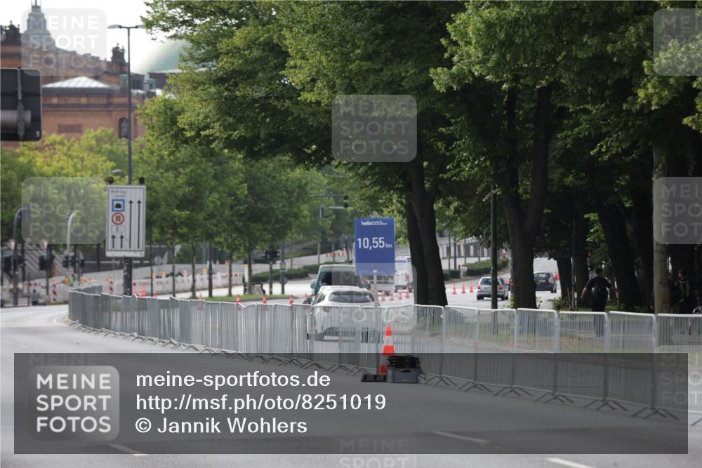 29.06.2025 - hella hamburg halbmarathon Jannik Wohlers http://msf.ph/oto/8251019 29.06.2025 08:30:30 Lombardsbrücke  meine-sportfotos.de