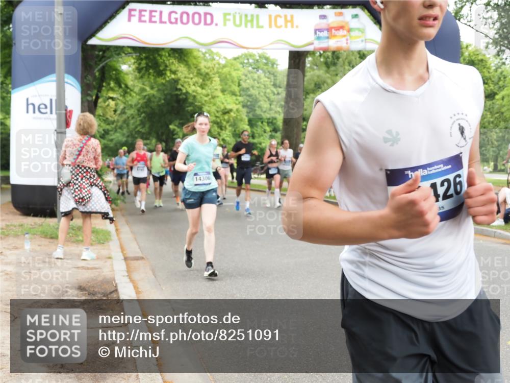 29.06.2025 - hella hamburg halbmarathon MichiJ http://msf.ph/oto/8251091 29.06.2025 10:51:59 Zwischen KM18-KM19 1526, 4146, 5742, 0000, 6462, 7935, 10074, 13901, 14306, 16233, 16237, 18426 meine-sportfotos.de