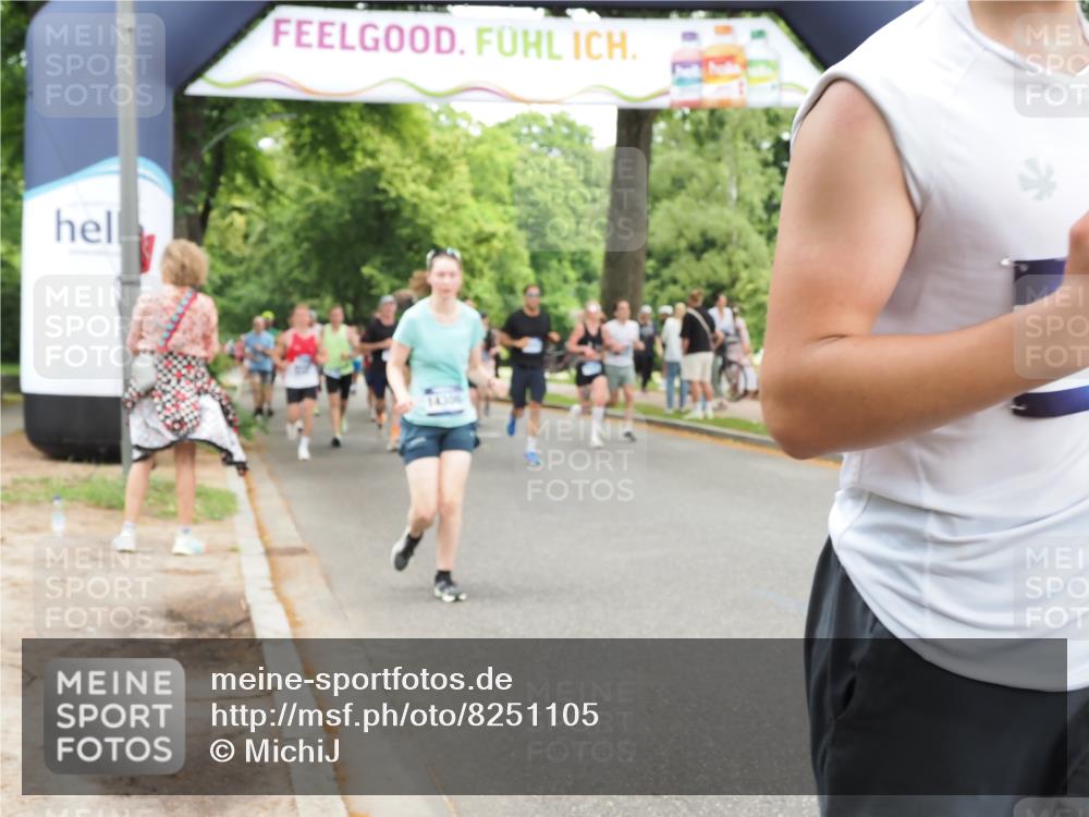 29.06.2025 - hella hamburg halbmarathon MichiJ http://msf.ph/oto/8251105 29.06.2025 10:51:59 Zwischen KM18-KM19 1526, 4146, 5742, 0000, 6462, 7935, 10074, 13901, 14306, 16233, 16237, 18426 meine-sportfotos.de