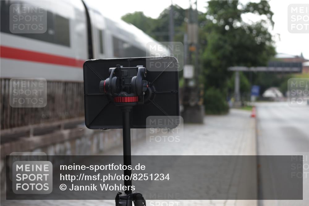 29.06.2025 - hella hamburg halbmarathon Jannik Wohlers http://msf.ph/oto/8251234 29.06.2025 08:30:35 Lombardsbrücke  meine-sportfotos.de