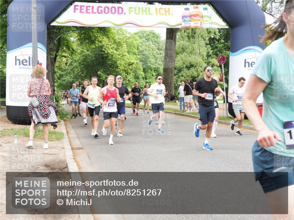 29.06.2025 - hella hamburg halbmarathon MichiJ http://msf.ph/oto/8251267 29.06.2025 10:52:01 Zwischen KM18-KM19 1526, 4146, 6462, 7271, 7935, 9254, 10074, 13901, 14306, 15377, 16237, 17550, 18196, 18426 meine-sportfotos.de