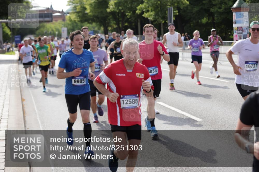 29.06.2025 - hella hamburg halbmarathon Jannik Wohlers http://msf.ph/oto/8251303 29.06.2025 09:56:26 Lombardsbrücke 1460, 1496, 1833, 2013, 2074, 2111, 2208, 2340, 2378, 2396, 2878, 3310, 3652, 4377, 4635, 4897, 5169, 5194, 5839, 6033, 6377, 6561, 6562, 6631, 7176, 8112, 8261, 8572, 8587, 8618, 8661, 8710, 8813, 8863, 8921, 9082, 9497, 9597, 9638, 9876, 9985, 10189, 10371, 10508, 10896, 11184, 11809, 12311, 12482, 12584, 12585, 12590, 12651, 12690, 12858, 13245, 13282, 13394, 13609, 13962, 14033, 14526, 14588, 14834, 14990, 15149, 15818 meine-sportfotos.de