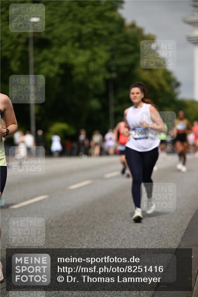 29.06.2025 - hella hamburg halbmarathon Dr. Thomas Lammeyer http://msf.ph/oto/8251416 29.06.2025 10:14:23 Kennedybrücke 1052, 1186, 1456, 1483, 1513, 4389, 7058, 7250, 7685, 8685, 9150, 9681, 9829, 9988 meine-sportfotos.de
