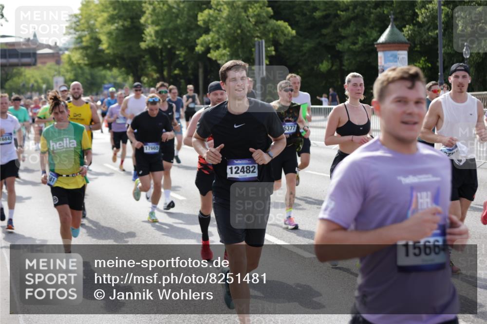 29.06.2025 - hella hamburg halbmarathon Jannik Wohlers http://msf.ph/oto/8251481 29.06.2025 09:56:28 Lombardsbrücke 1460, 1496, 1783, 1833, 2013, 2074, 2111, 2208, 2340, 2378, 2396, 2878, 3310, 3575, 3652, 3791, 4377, 4635, 4770, 4897, 5008, 5169, 5194, 5839, 6033, 6377, 6631, 7176, 8112, 8261, 8572, 8587, 8618, 8661, 8710, 8813, 8863, 8921, 9082, 9497, 9638, 9876, 9985, 10189, 10371, 10859, 10896, 11184, 12311, 12482, 12585, 12590, 12651, 12690, 12733, 12858, 13245, 13282, 13609, 13962, 14033, 14526, 14562, 14588, 14834, 15149, 15818 meine-sportfotos.de