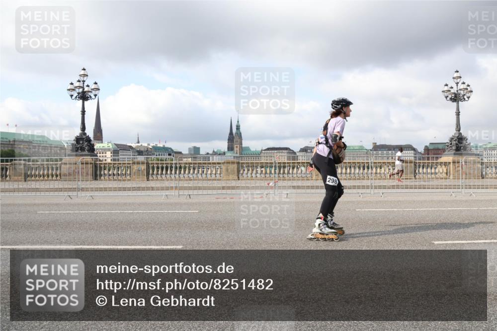 29.06.2025 - hella hamburg halbmarathon Lena Gebhardt http://msf.ph/oto/8251482 29.06.2025 09:02:54 Lombardsbrücke  meine-sportfotos.de