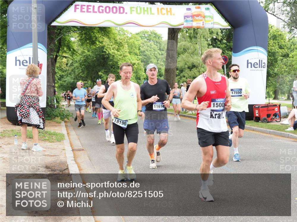 29.06.2025 - hella hamburg halbmarathon MichiJ http://msf.ph/oto/8251505 29.06.2025 10:52:03 Zwischen KM18-KM19 4146, 4613, 7271, 7474, 9254, 11614, 13210, 13901, 14306, 15009, 15377, 16237, 17550, 18196, 18426 meine-sportfotos.de
